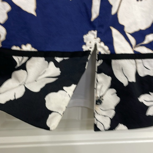 White House Black Market Size 6 Floral Pencil Skirt - Picture 7 of 9